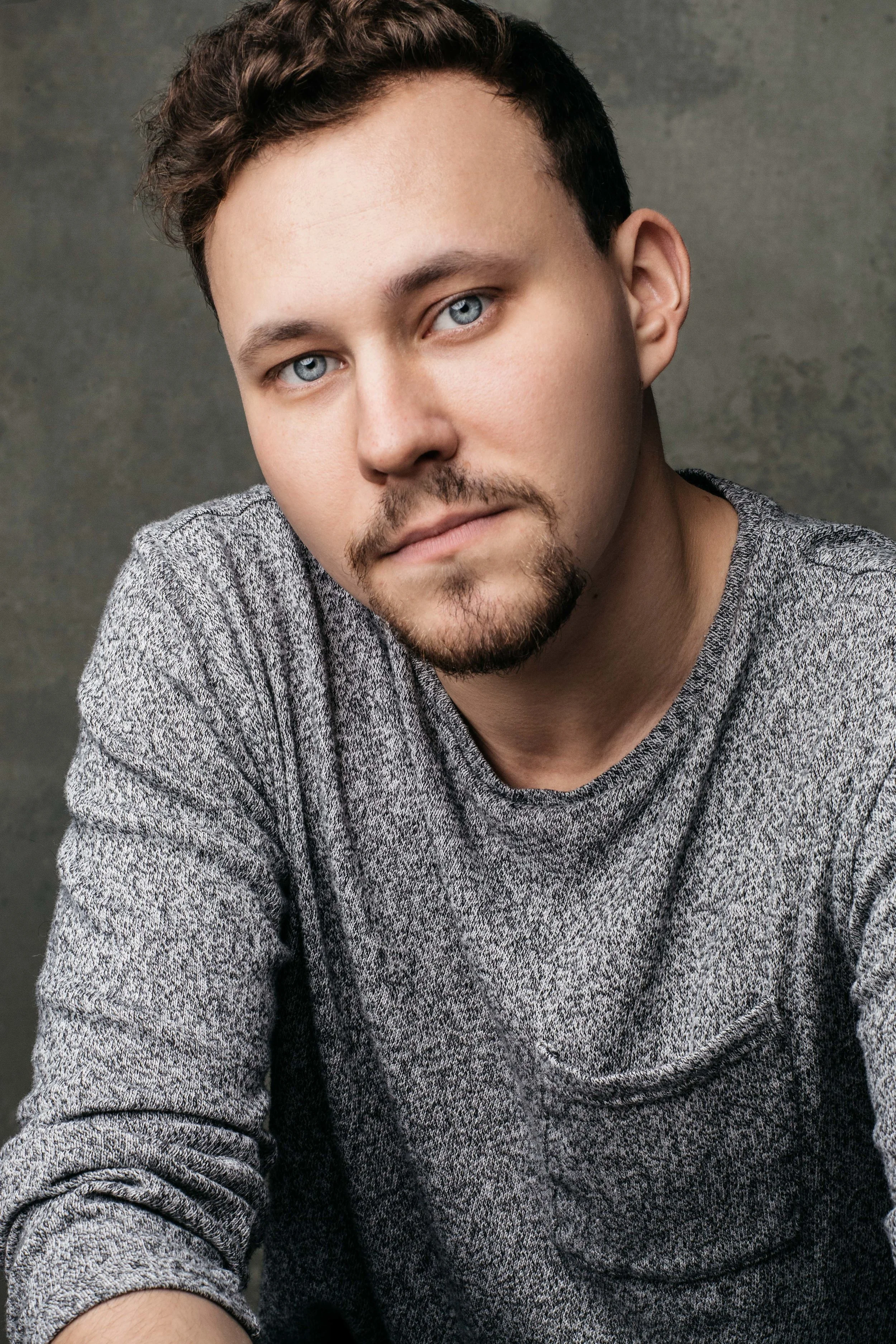 Jonathan Cobrda Headshot.jpeg