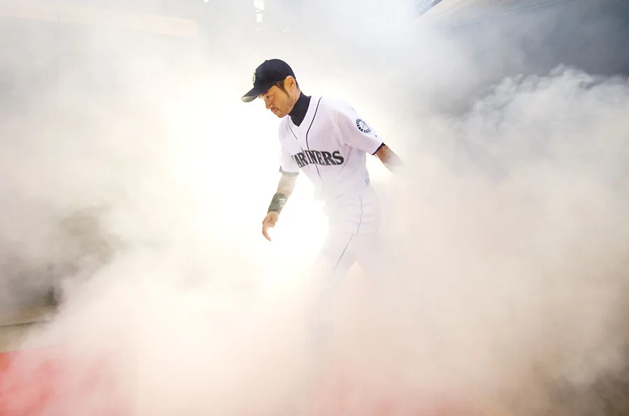 Ichiro in a cloud of PED vape