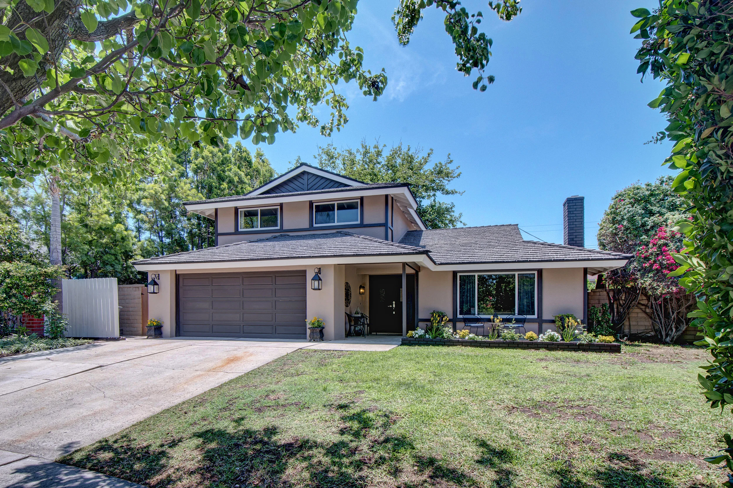 24012 Alderglen Lake Forest.jpg