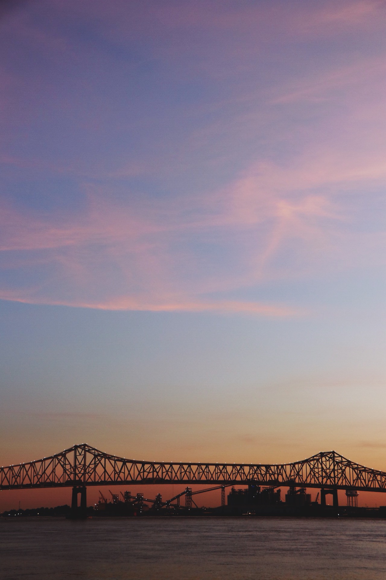 Callin' Baton Rouge. (Copy)