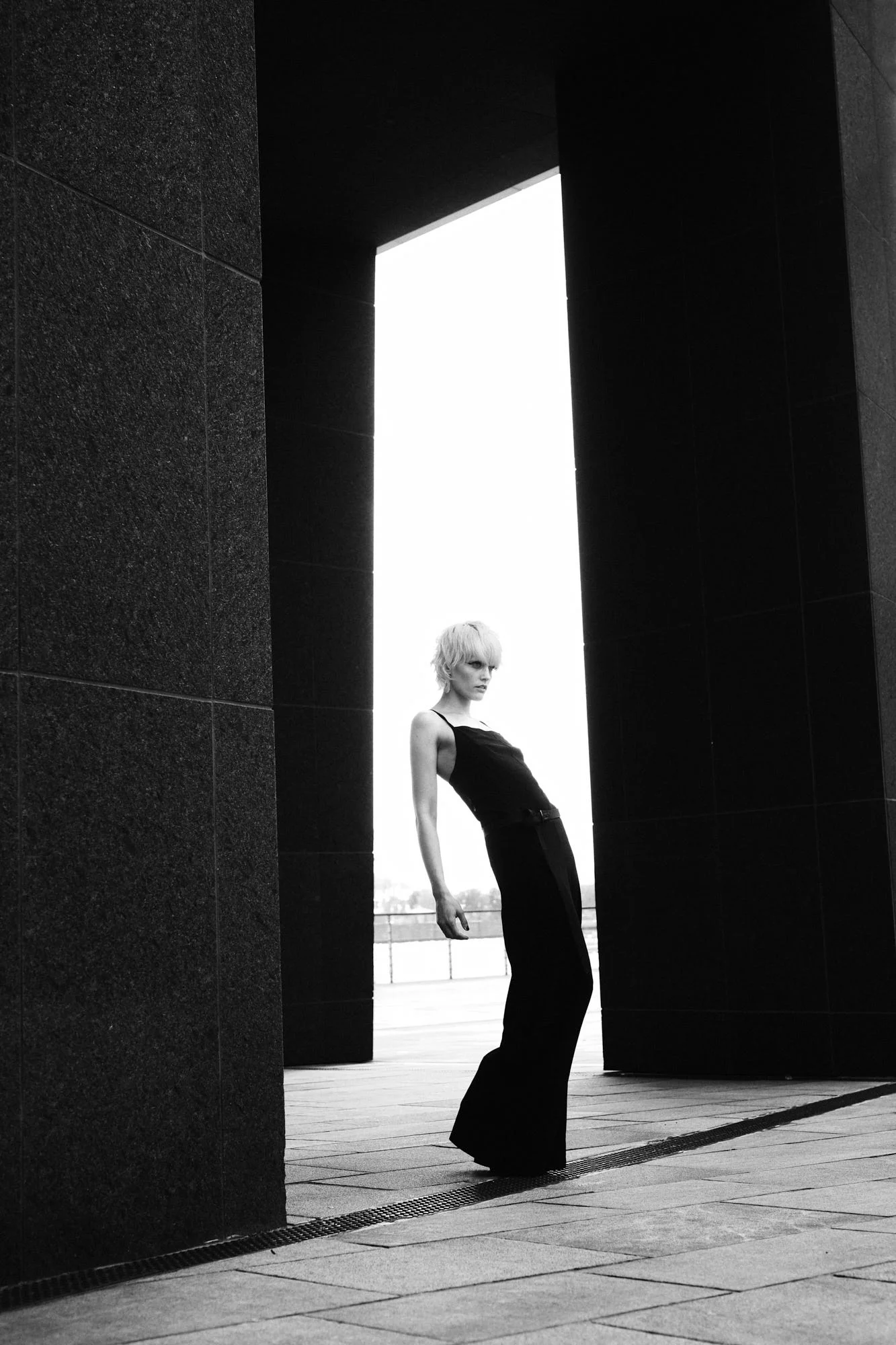LOWRES-FINAL-MONOCHROMATIC-03-2572.jpg