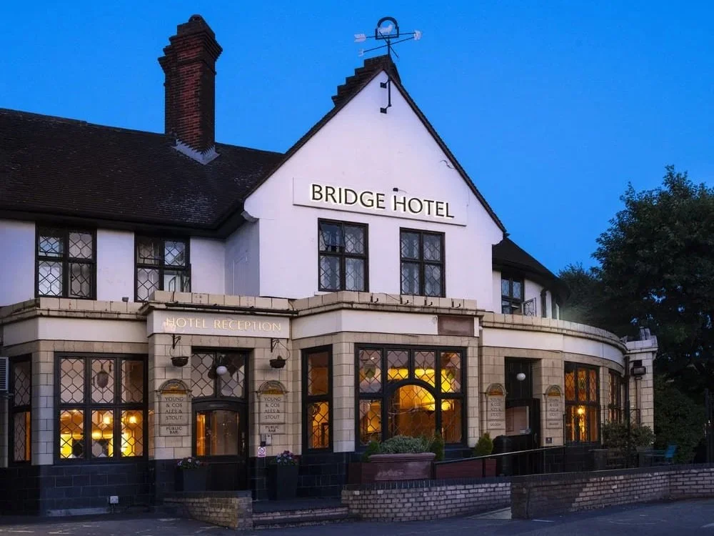 The Bridge Hotel, Greenford, London
