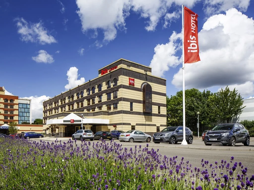Ibis building.jpg