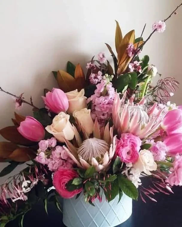 ASAJ Vase arrangement.jpg