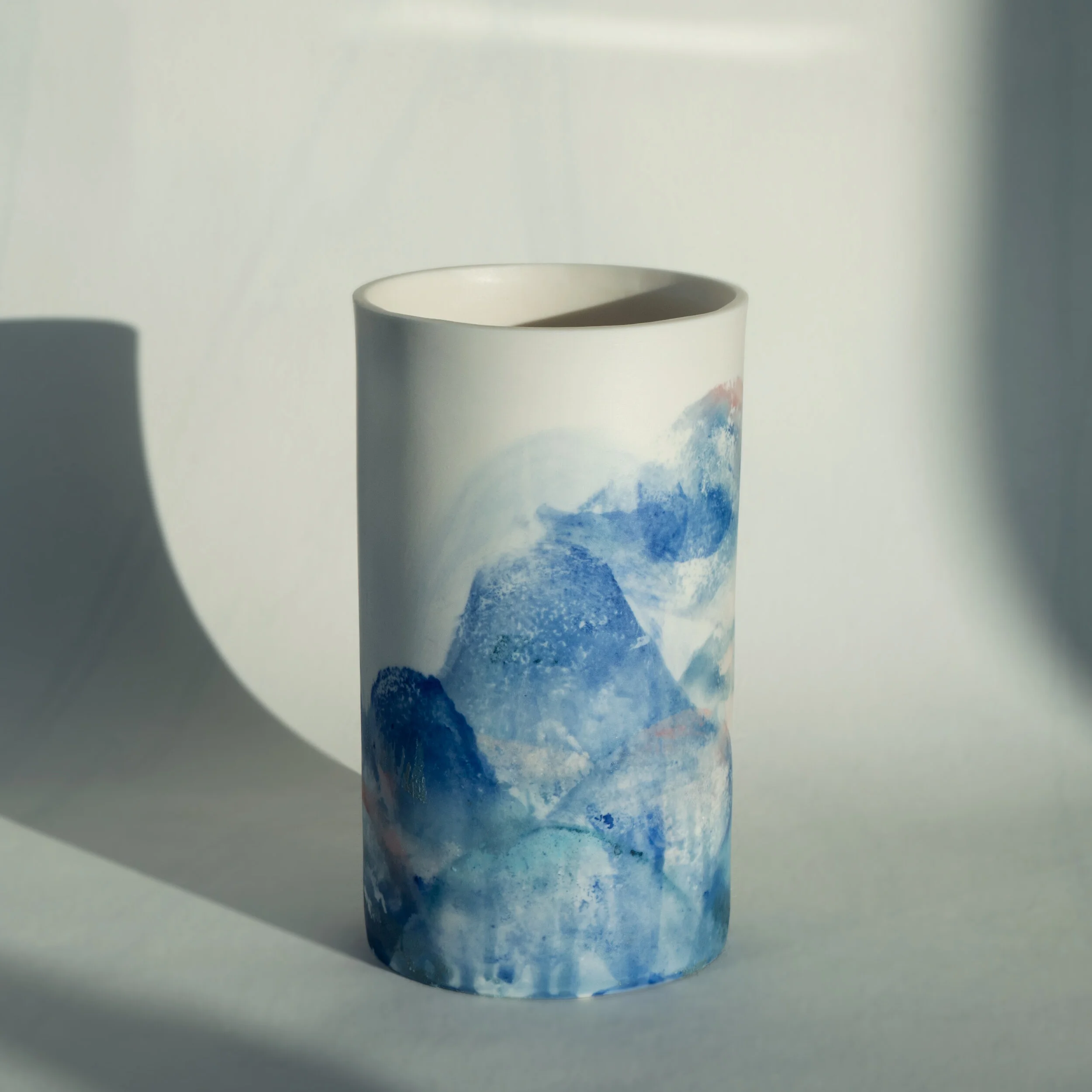 M-Vase-1-3SQ.jpg