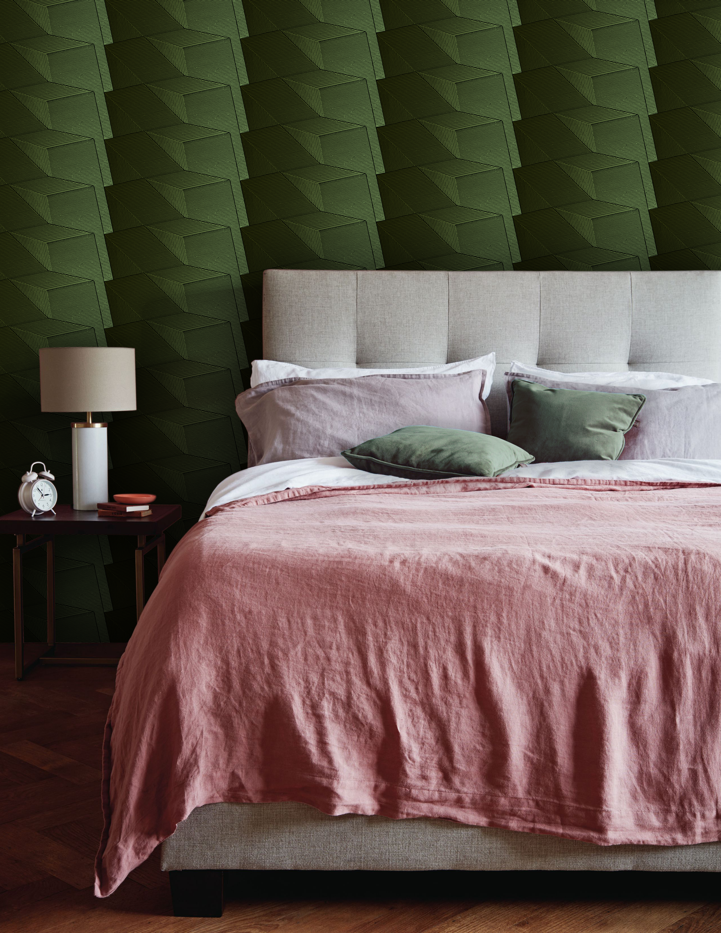 EUC-CH-RoseBedspread.png