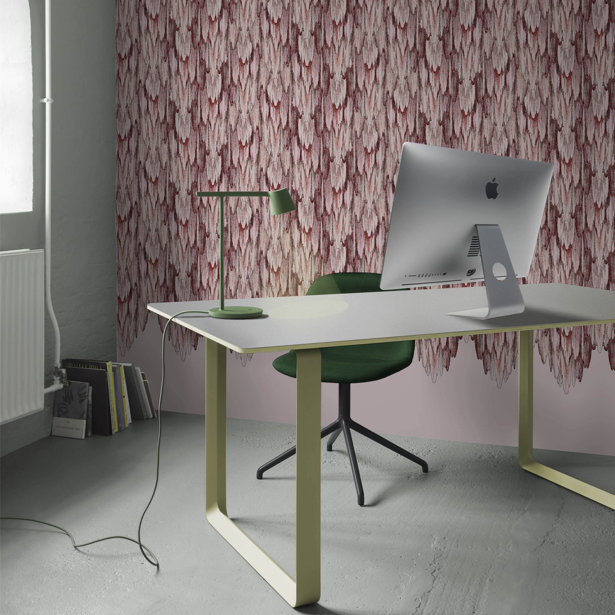 GRO-PQ-desk%2BchairMuuto.png