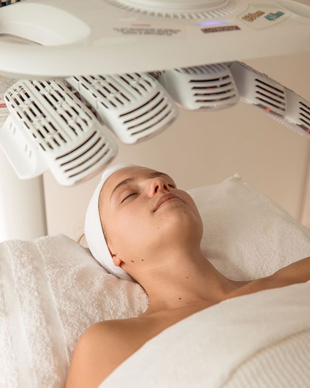 Our Healite II Led Light Therapy device is one of few devices in Australia that is TGA approved. 
It works on a cellular level increasing the skin&rsquo;s natural hydration and recovery up to 200%. It can be used to treat active acne by killing the p