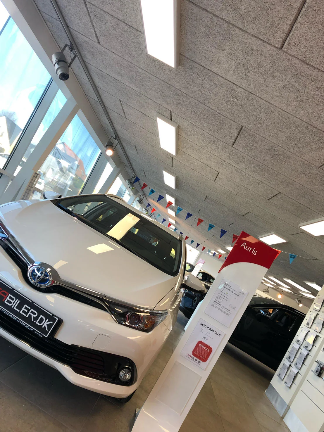 Toyota LED1.jpg