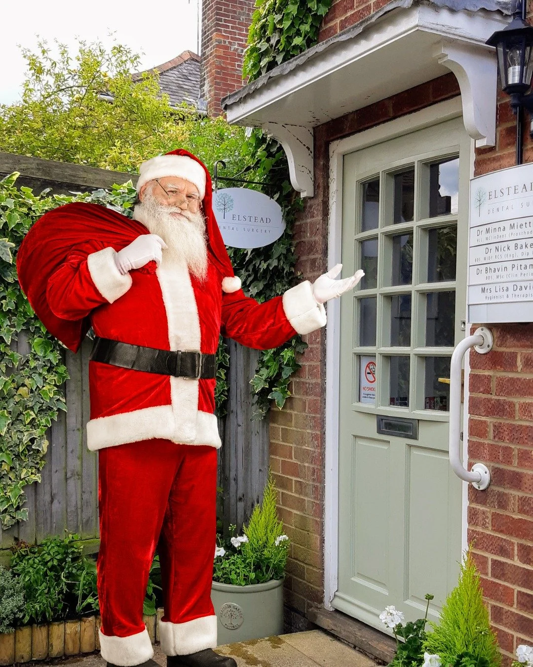 🎅🏼✨ A festive check-up before a long nights work tomorrow!