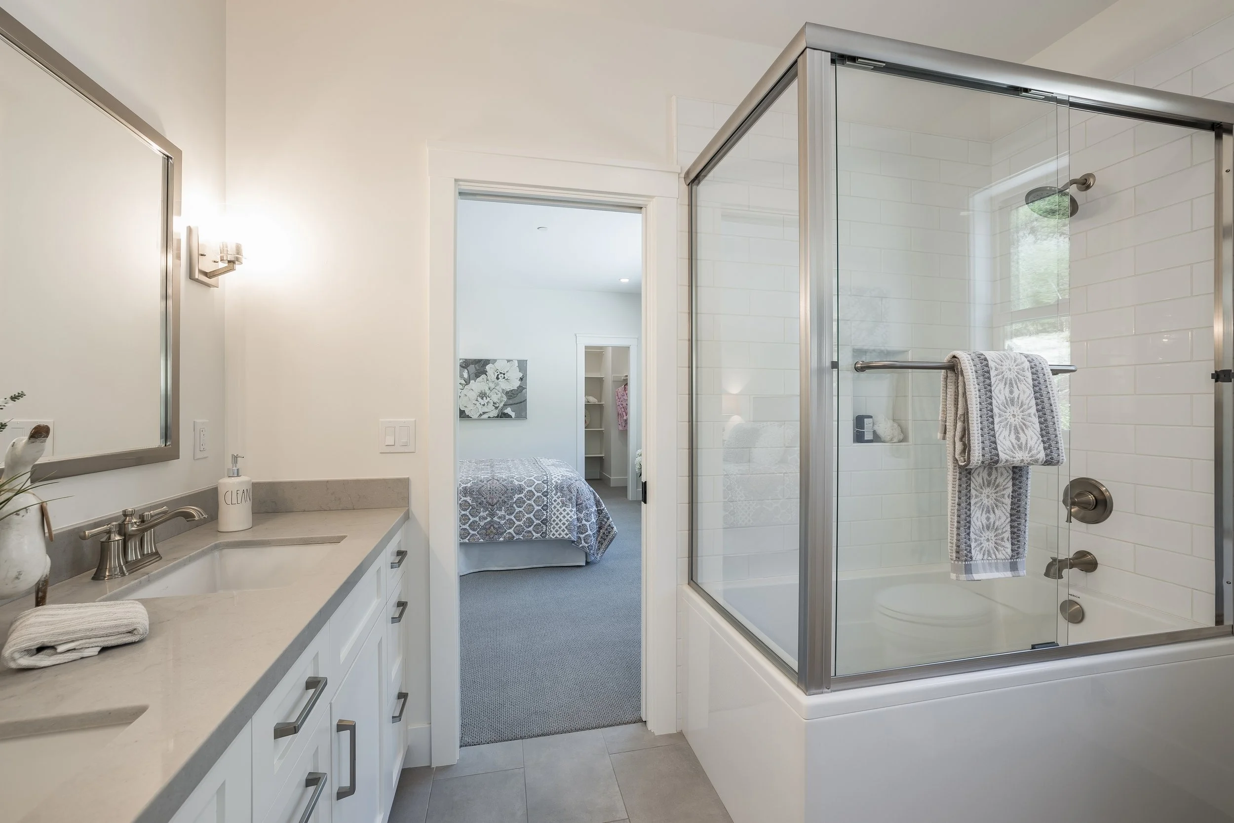 26  036 4949WikiupBridge..JPG