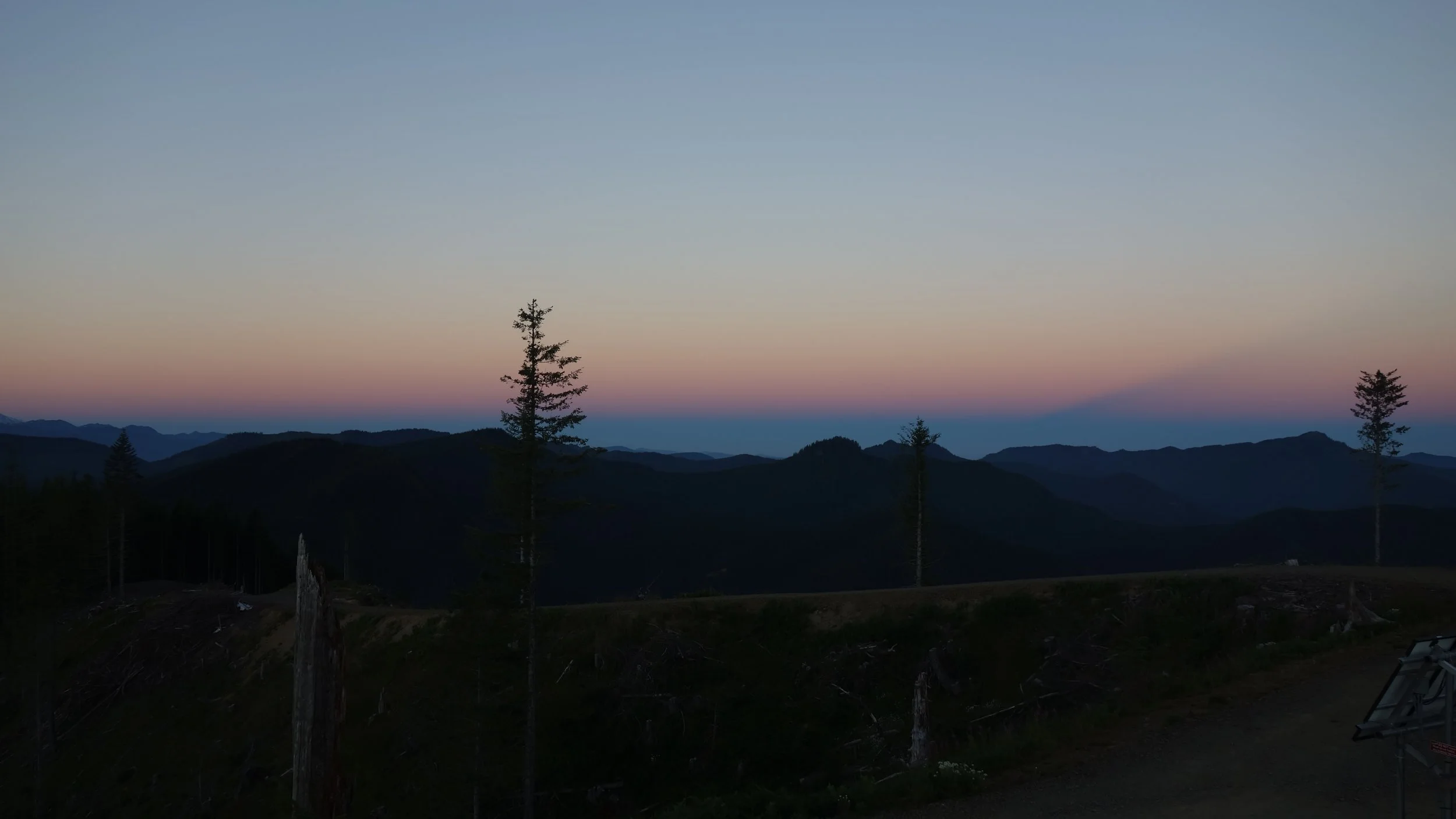 A song por la luna y por ti