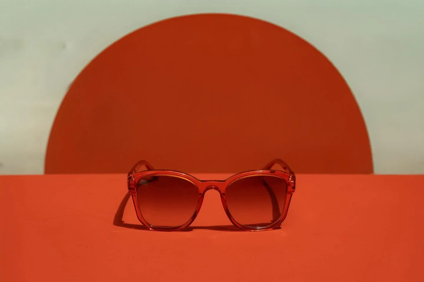 G R E A T 〰️ S U N 

Our BQE Foxy photographed by @pacu10 at @kiyo.cafe (Oaxaca) and styled in collaboration with @llanealexis &amp; @barizaestudio.