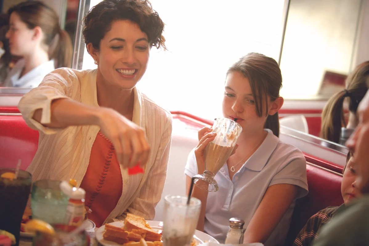 06DC_GLPH_CU_diner033.jpg
