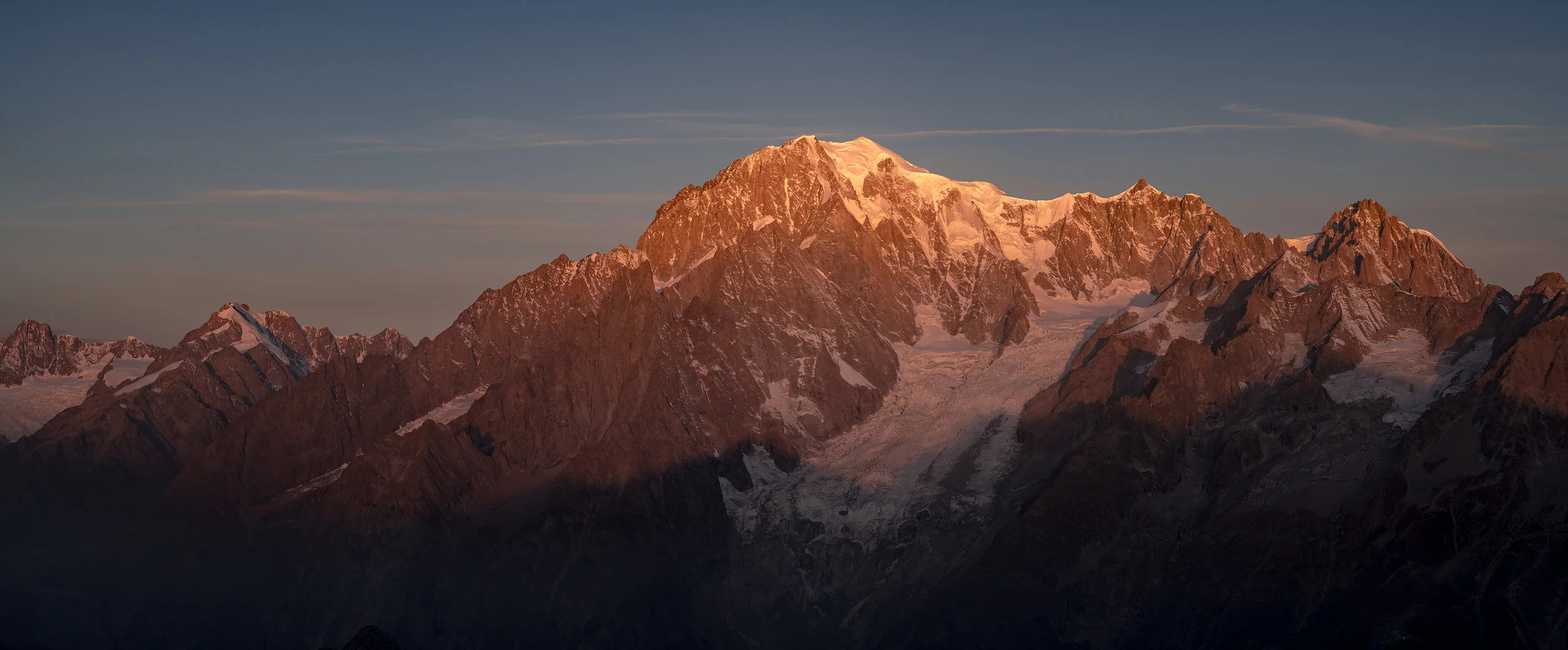 A panoramic shot of Mont Blanc shot from Tête de Licony (October 2017). Credit Ben Tibbetts.