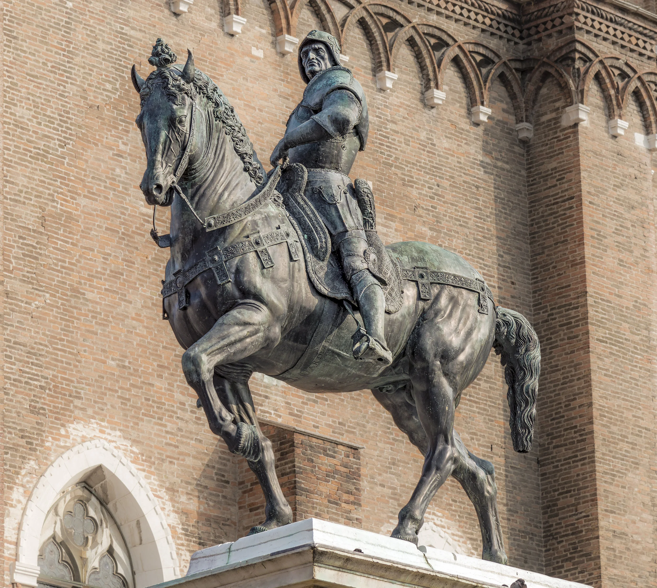 Andrea del Verrocchio, Statue of Bartolomeo Colleoni, 15th century, Venice, San Giovanni e Paolo.