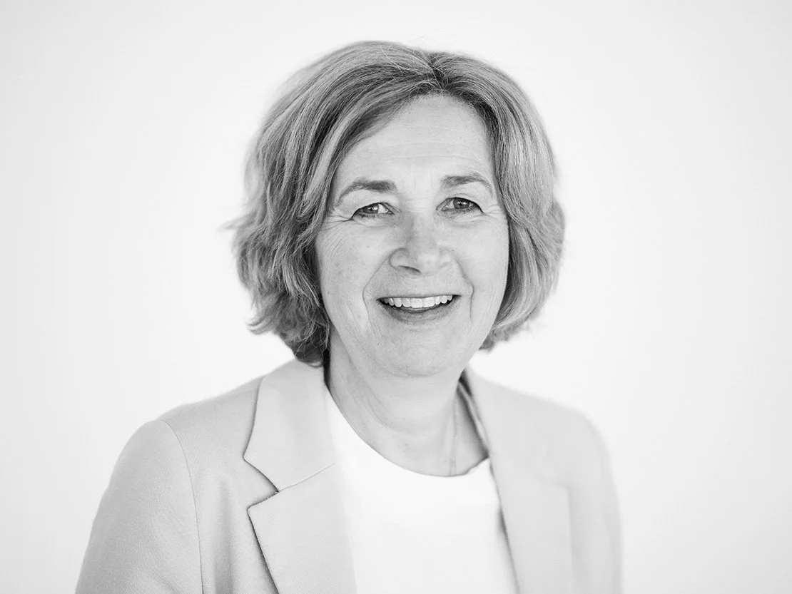Christiane Wellié-Reeve | Office, Meetings, Membership
