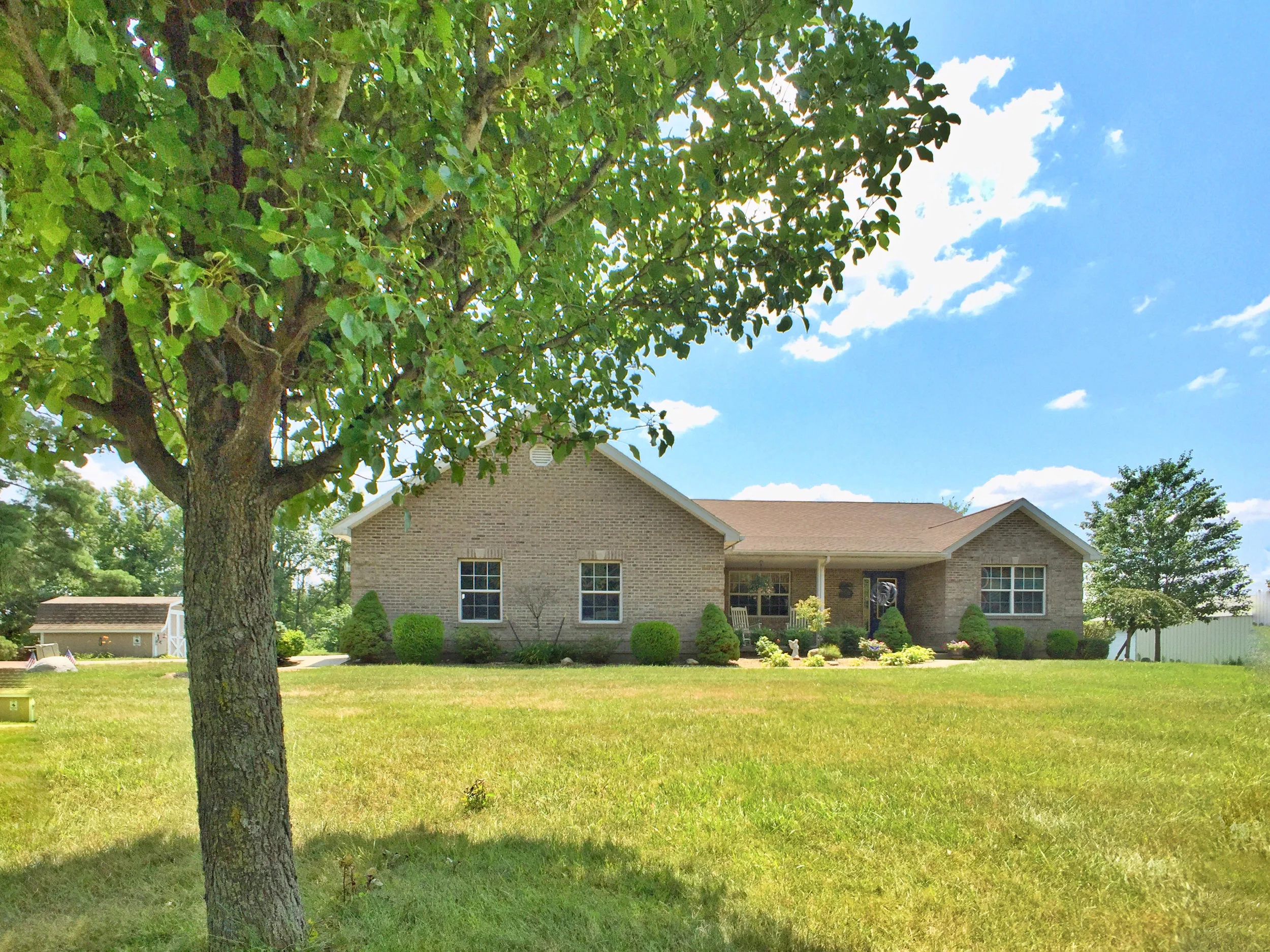 SOLD!! BEAUTIFUL BRICK HOME CLOSE TO SOUTH RIPLEY SCHOOLS !