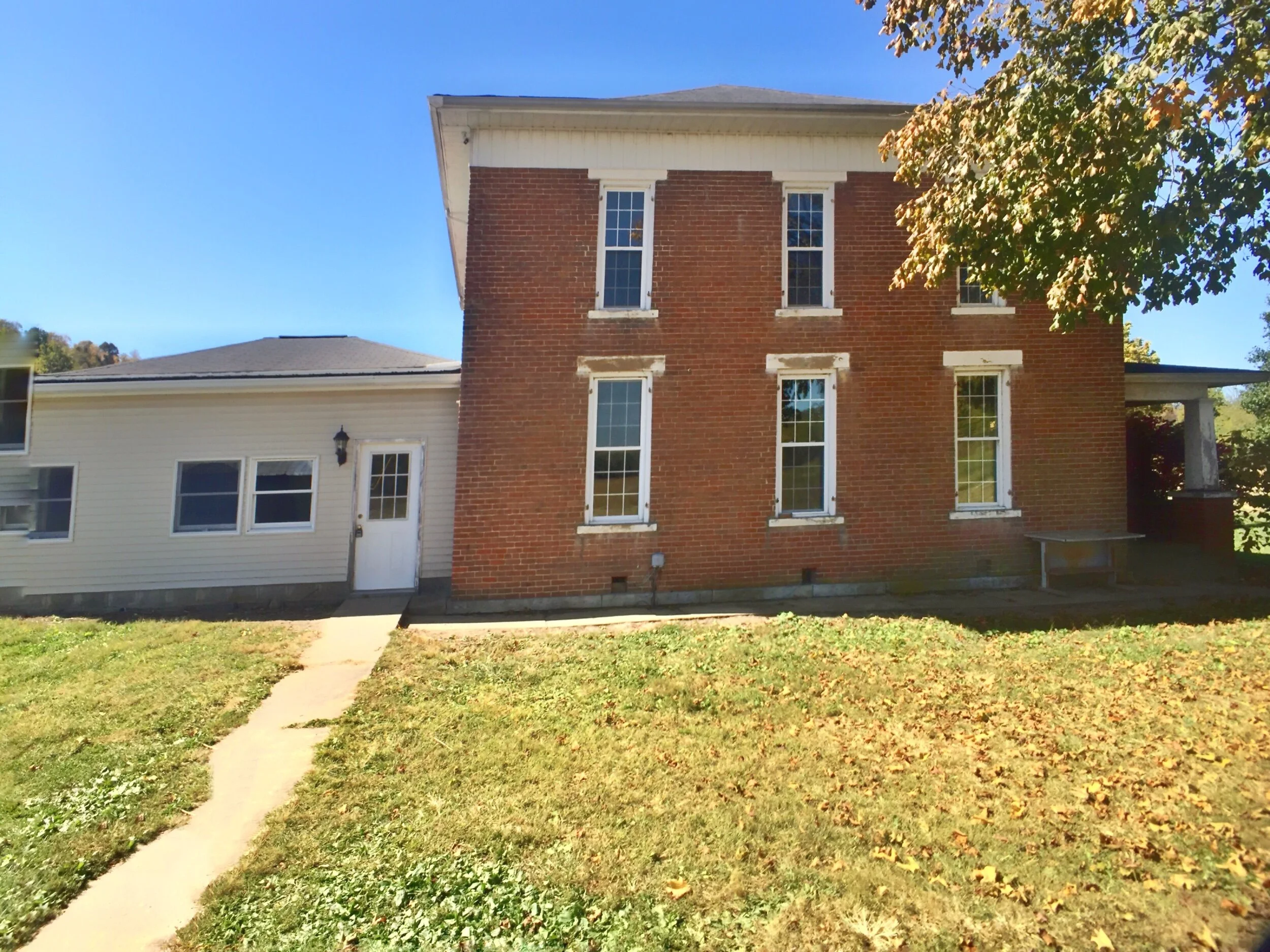 Sold 11 6 Acre Farm Homestead Property In Versailles In Near Friendship Indiana Meisberger Associates