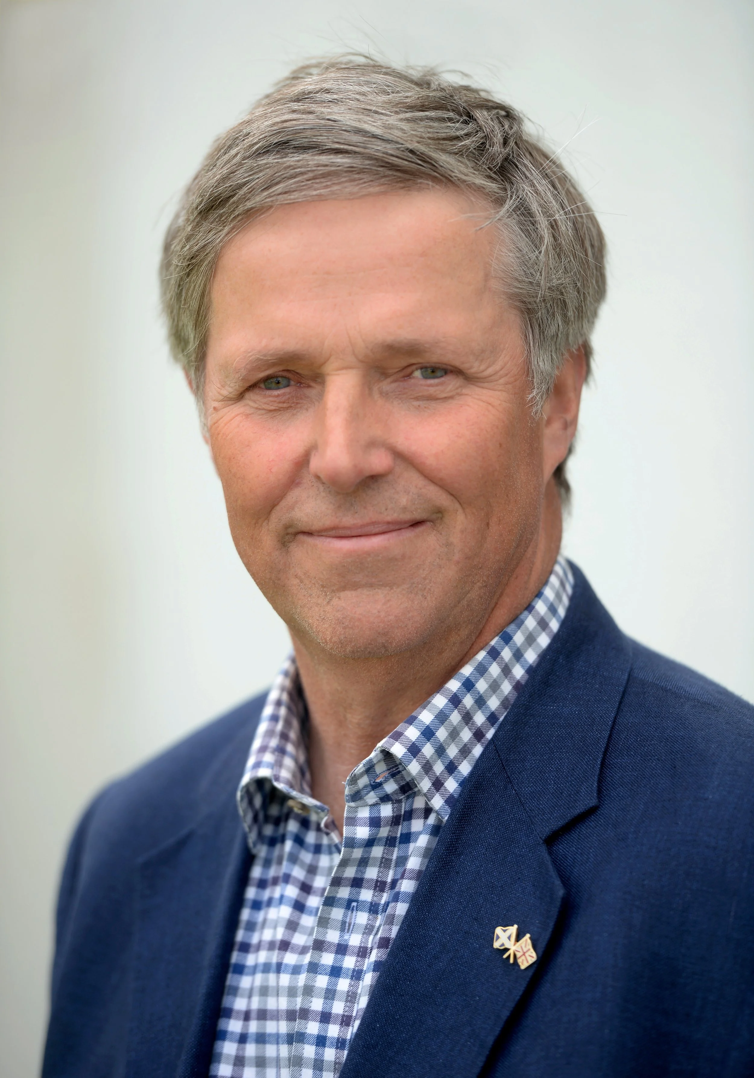 “Be a rebel, post your poo” says Edward Mountain MSP as he makes four asks for Bowel Cancer Awareness Month