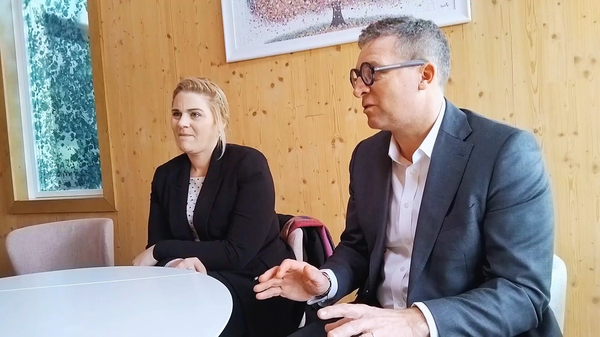 On one of their first visits since the Sentencing Bill received Royal Assent, we welcomed Lord Timpson and Minister @alexdaviesjonesmp from the @mojgovuk to One Small Thing&rsquo;s Hope Street project &ndash; our pioneering residential community for 