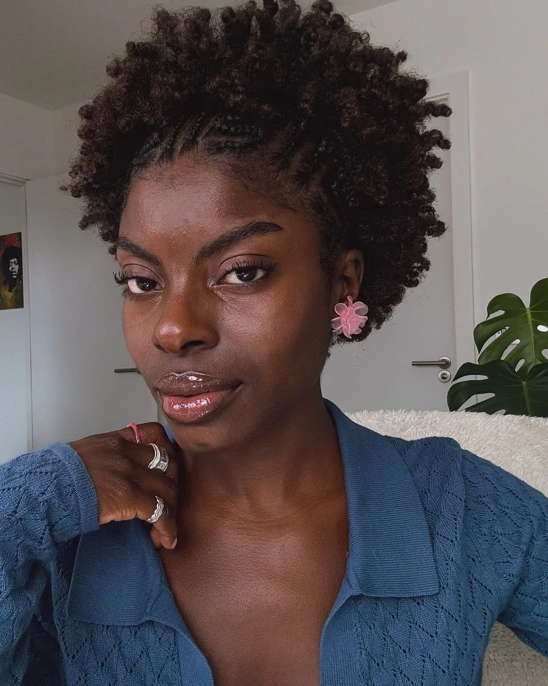 A little natural hair appreciation with the beauty that is @melaninmichie 

Products used to achieve this look 
 @avlonuk Affirmcare Styleright Foam Wrap Lotion 
 @keracareuk KeraCare Clear Protein Styling Gel 
 @colorwowhair Mist-ical Shine Spray 
 