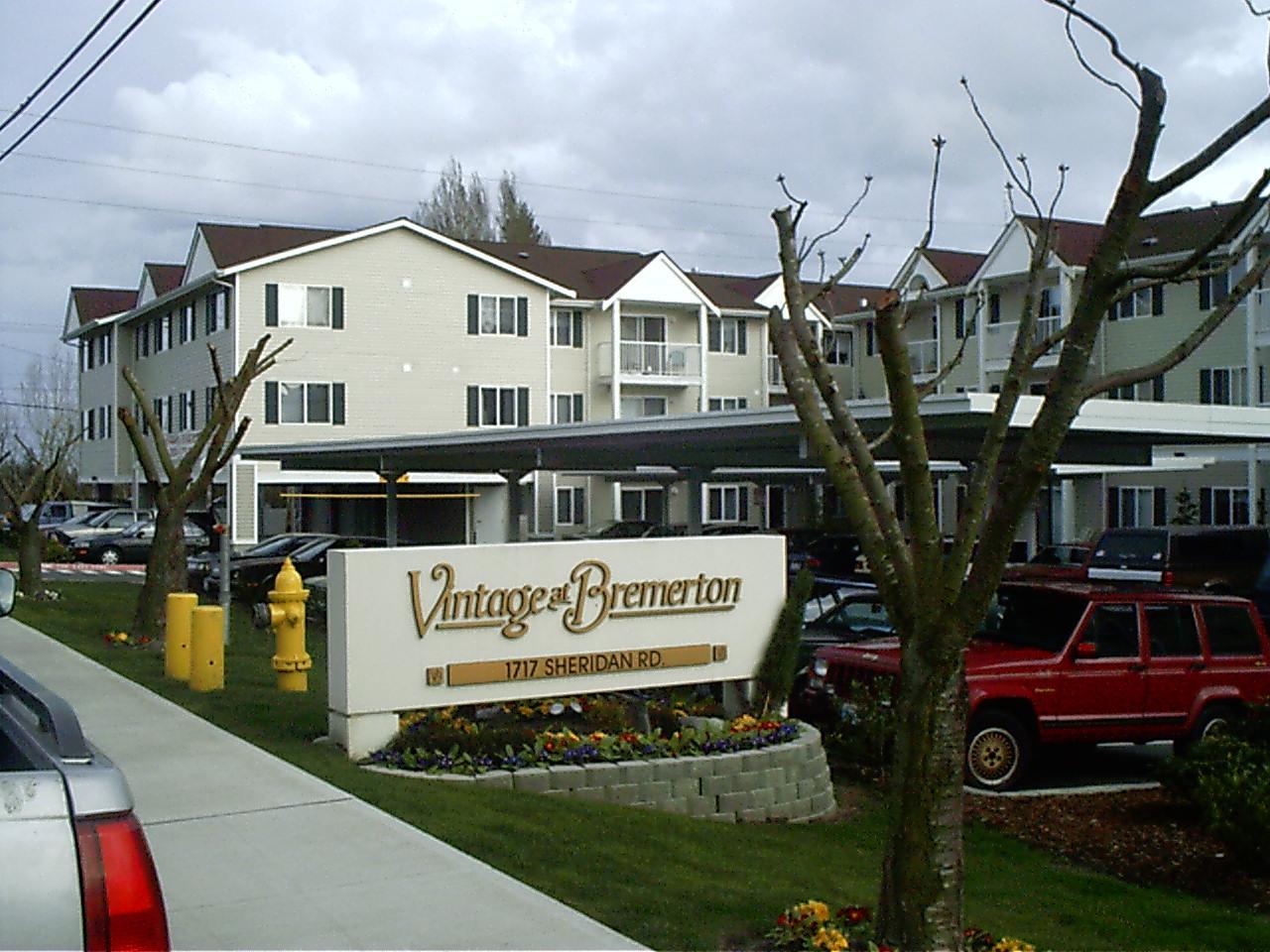 Vintage at Bremerton -n Sheridan Road, Bremerton, WA.JPG