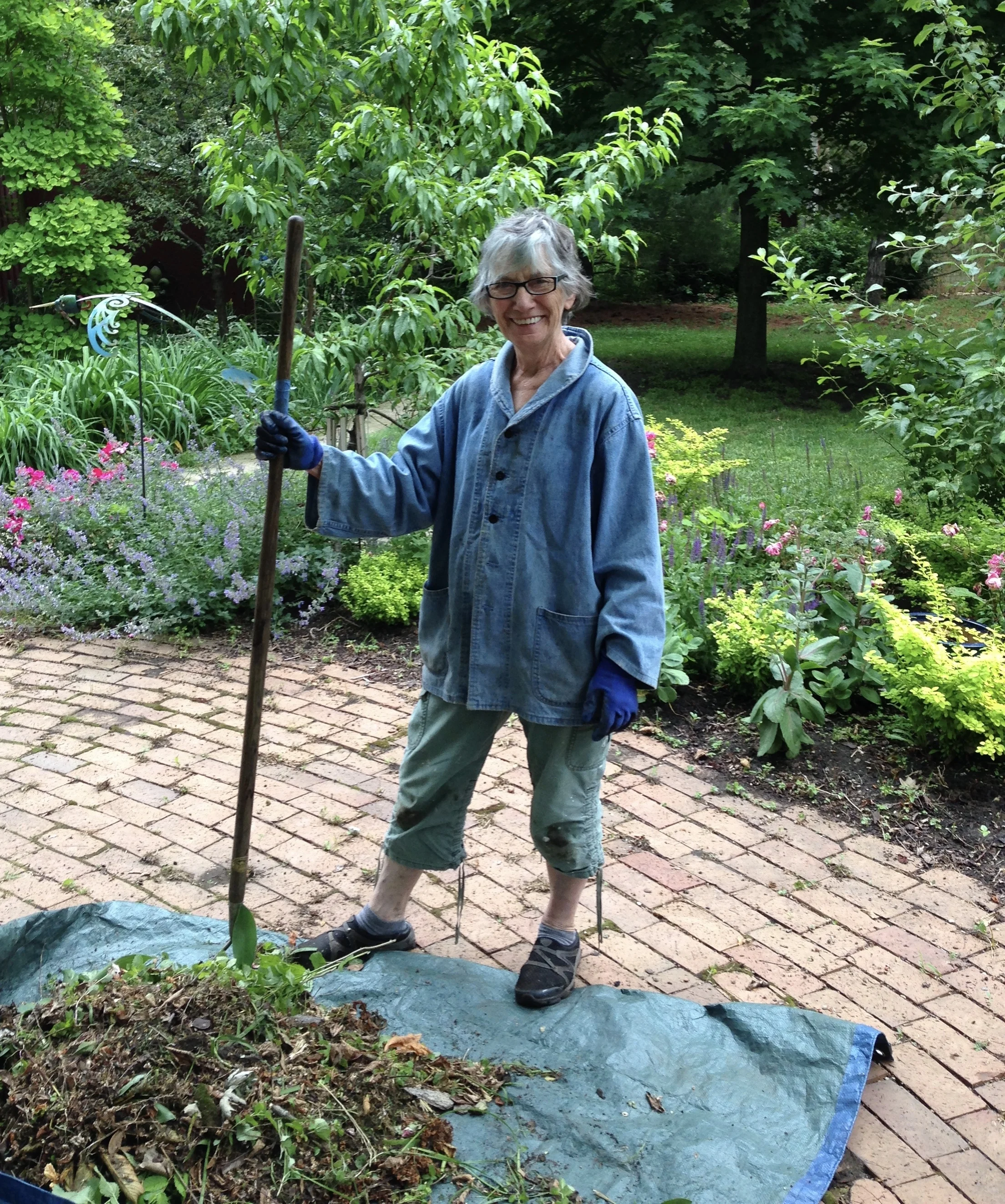 Gardening or painting, both works of love. 