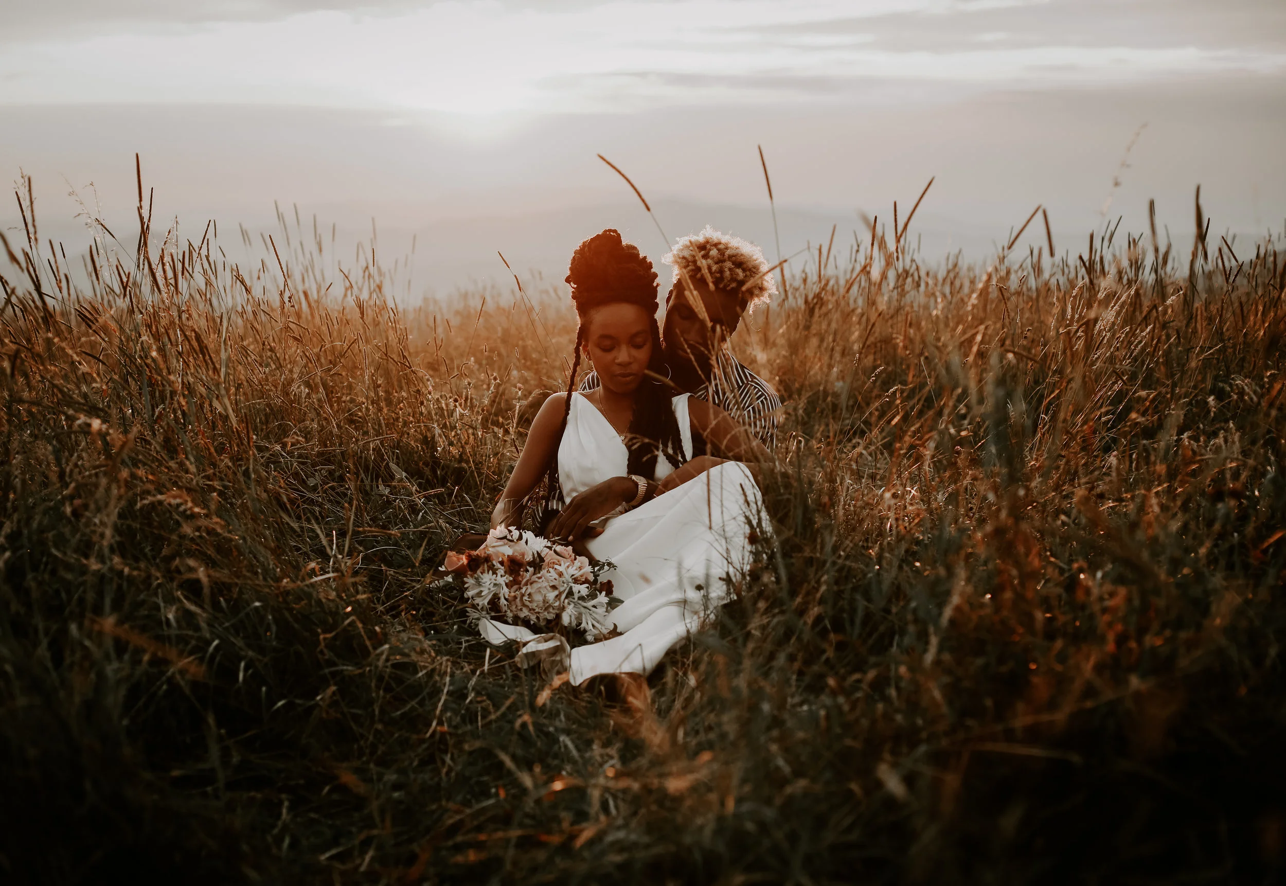 Asheville Elopement, Atlanta Photography, Atlanta Weddings, Max Patch Elopement, Georgia Weddings, Golden Hour, Sunset Wedding, Couples Photography, engagement photos, boho wedding