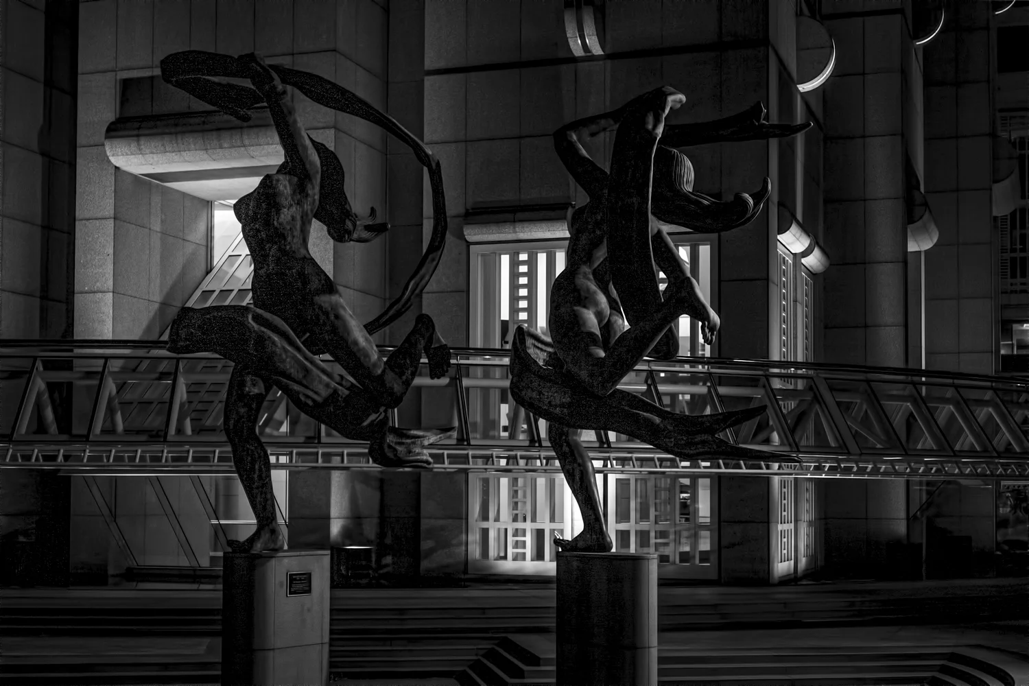 two_sculptures_gs.JPG