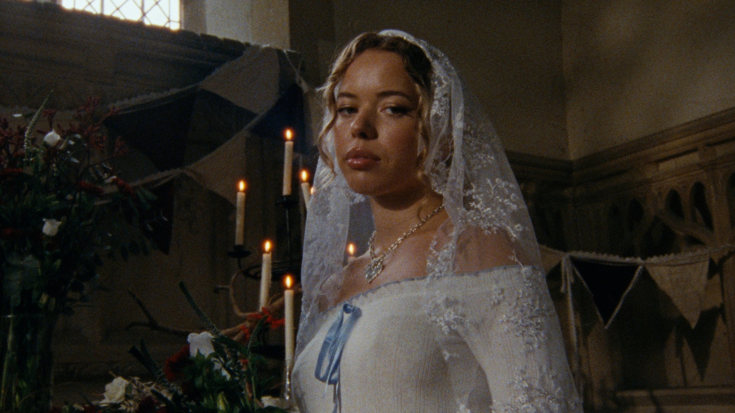 Nilüfer Yanya - Like I Say (I runaway) • DIR: MOLLY DANIELS