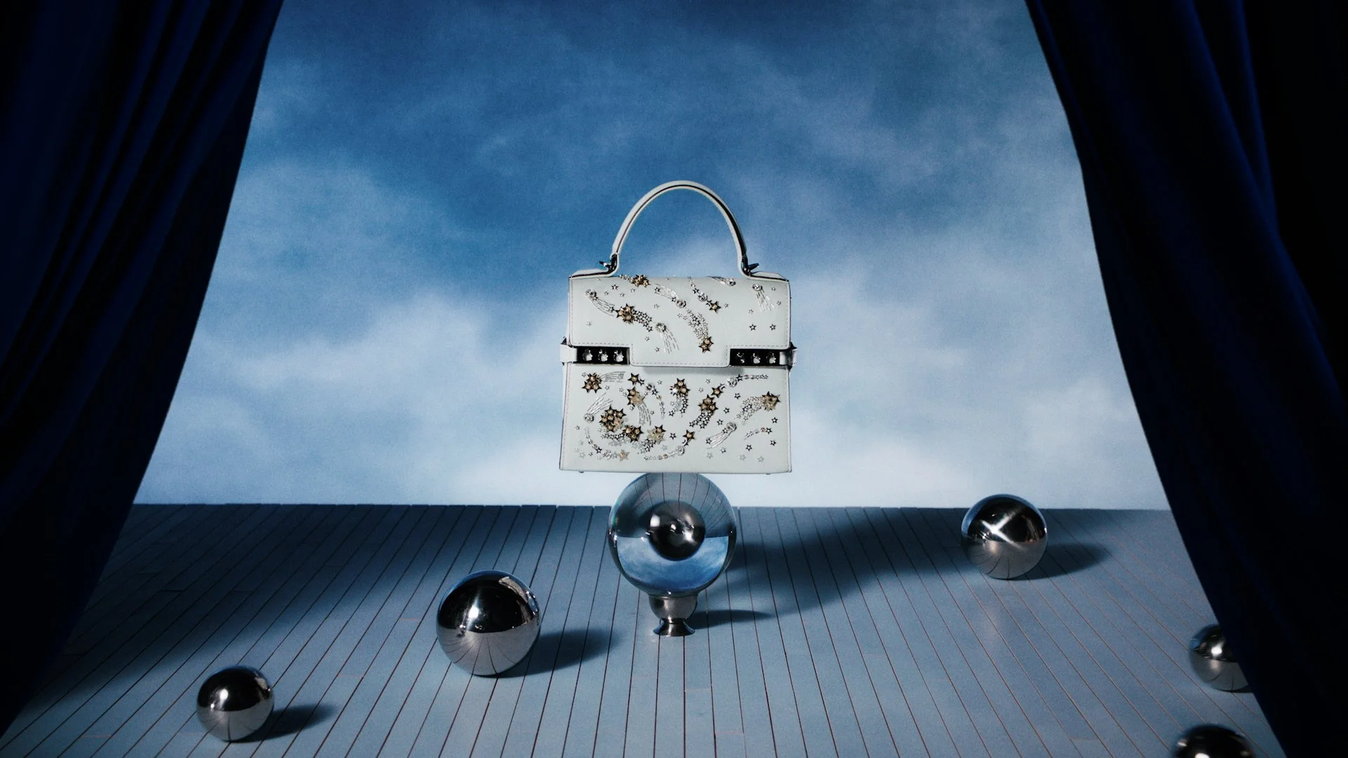 Delvaux | End of Year