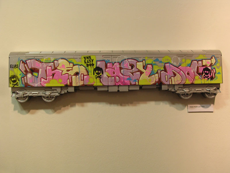 tag-the-system-paris-49-fake-lazy-dog.jpg