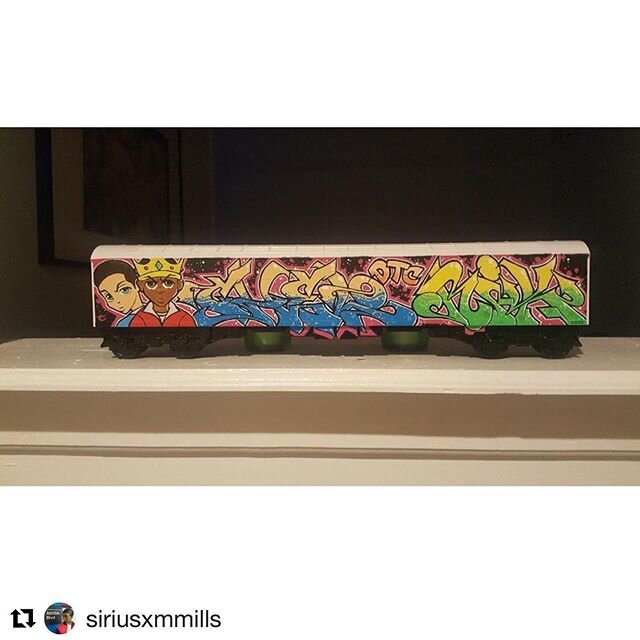 Another excellent #allcitystyle train in the @siriusxmmills collection #Repost @siriusxmmills with @get_repost
・・・
@allcitystyle 🎨 @chelo_aka_chelowski @rik_man23 #MillsYard #trainCollection