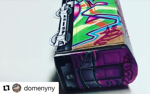 Another papercraft entry into our #lockdowngetdownacs - check the link on our site for our downloads! #Repost @domenyny with @get_repost
・・・
Paper craft NYC subway trains.
#lockdown #allcitystyle #copecmarkersdrawing #poscamarkers #subwayvandalart