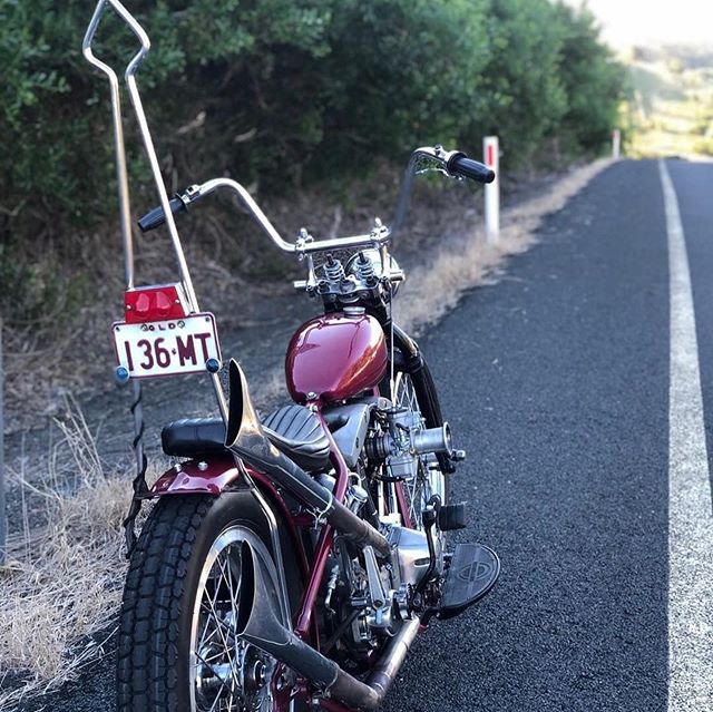 @kanerafton beautiful shovelhead chopper sporting the @nmsupplyco Hitchhiker Taillight. I have the last 5 lights going up on the web store later tonight and that will be all she wrote for this limited taillight. I want to thank everyone for their int