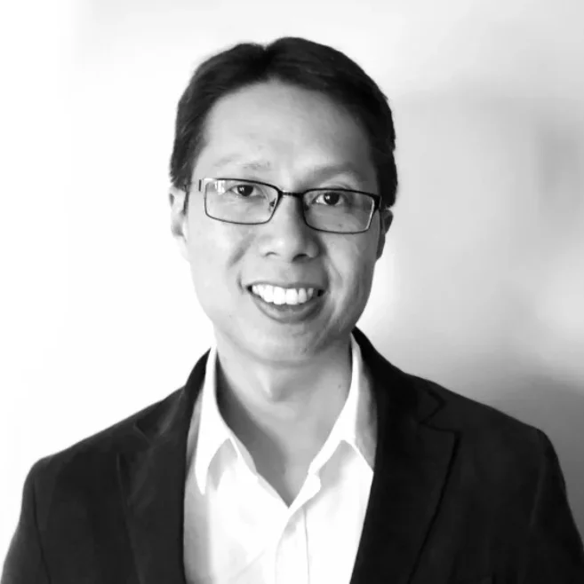 Yusdi Santoso | Agent (Ph.D. University of Oxford, Biological Physics) is a tech leader & entrepreneur. He has held leadership positions in several high-growth tech startups and focuses on go-to-market & business scale-up.