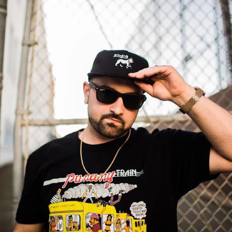 Deejay Theory of Faction Sound Crew. Fame15 Creative and El Gallo hosting Crosstown Cookout in Pittsburgh, Pennsylvania August 12, 2018 at the Mon Wharf headlined by A-Trak.