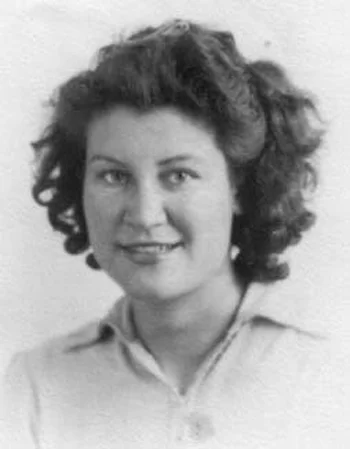 Phyllis Nicolson, courtesy Don Nicolson. Copyright holder unknown.