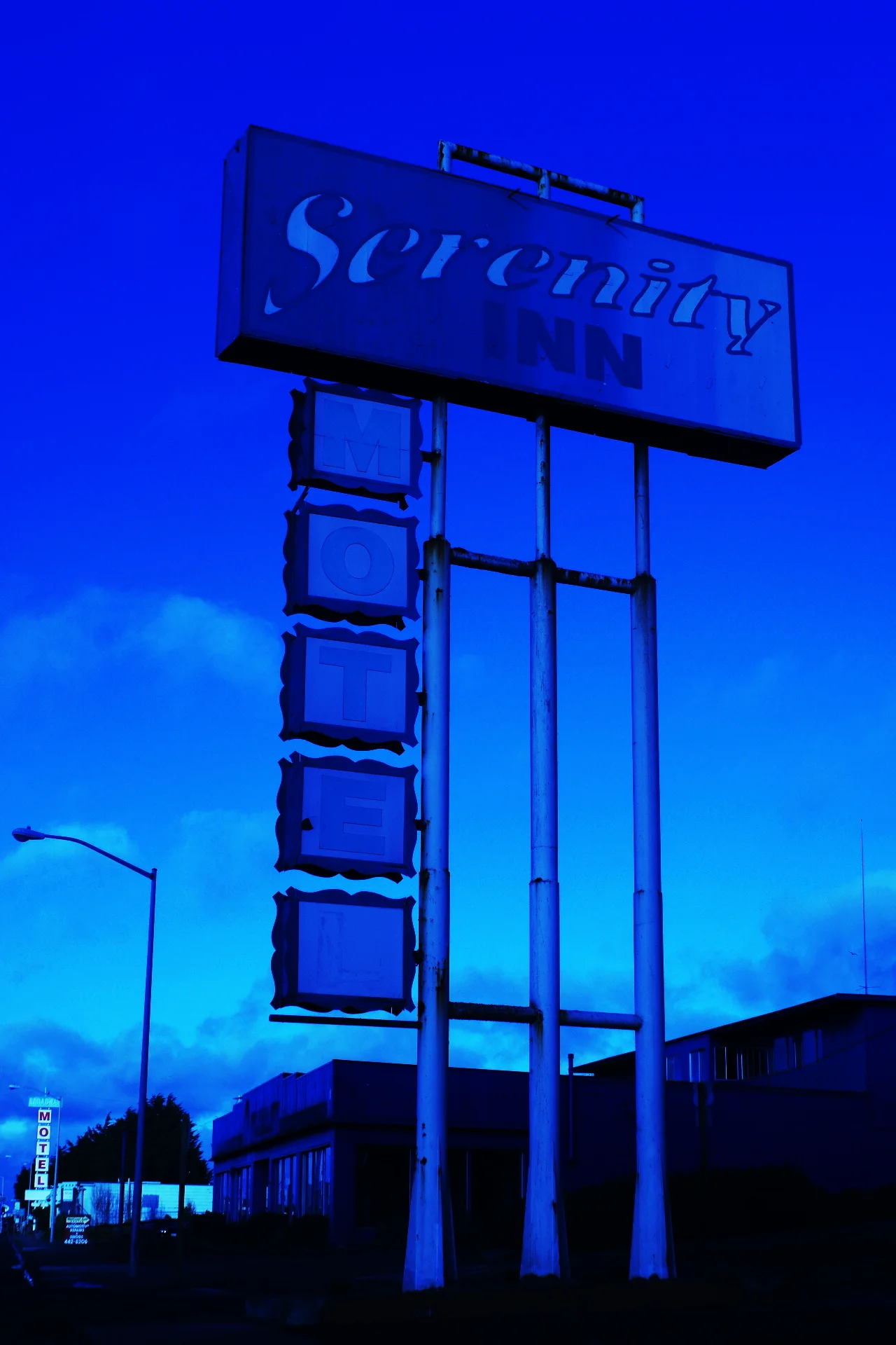 serenity hotel.JPG