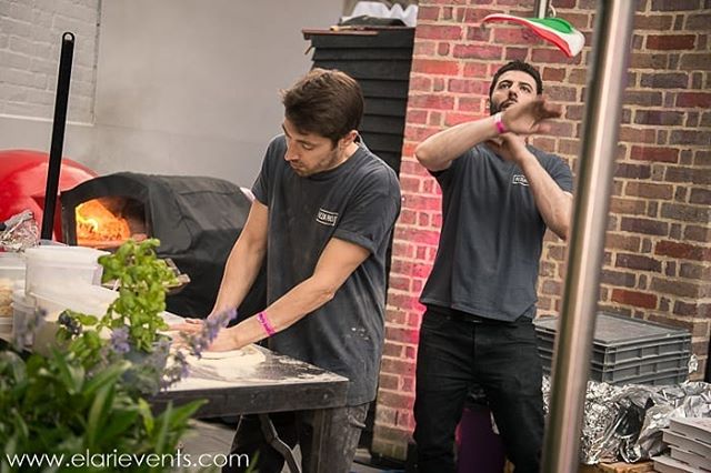 Pizza chefs in action, catering at an event last week 👨&zwj;🍳 Featuring a special edition tricolore base 🇮🇹⠀
⠀
#pizzaproject #popupstall #popupvan #pizza #italian #authentic #pizza #woodfiredpizza #authentic #woodfired #pizzatime #food #foodofins