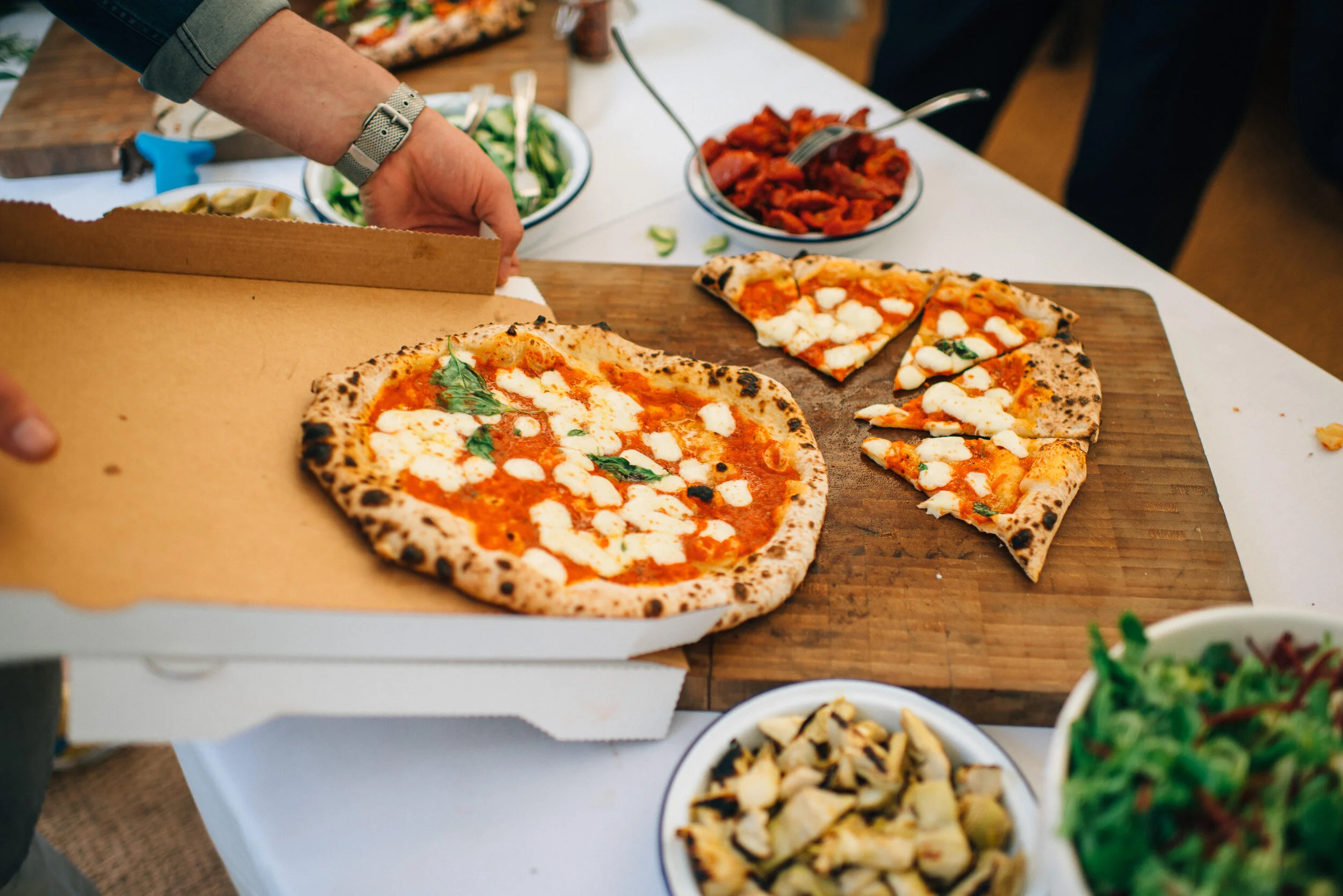 Hire our mobile pizza oven for your corporate event catering — Pizza