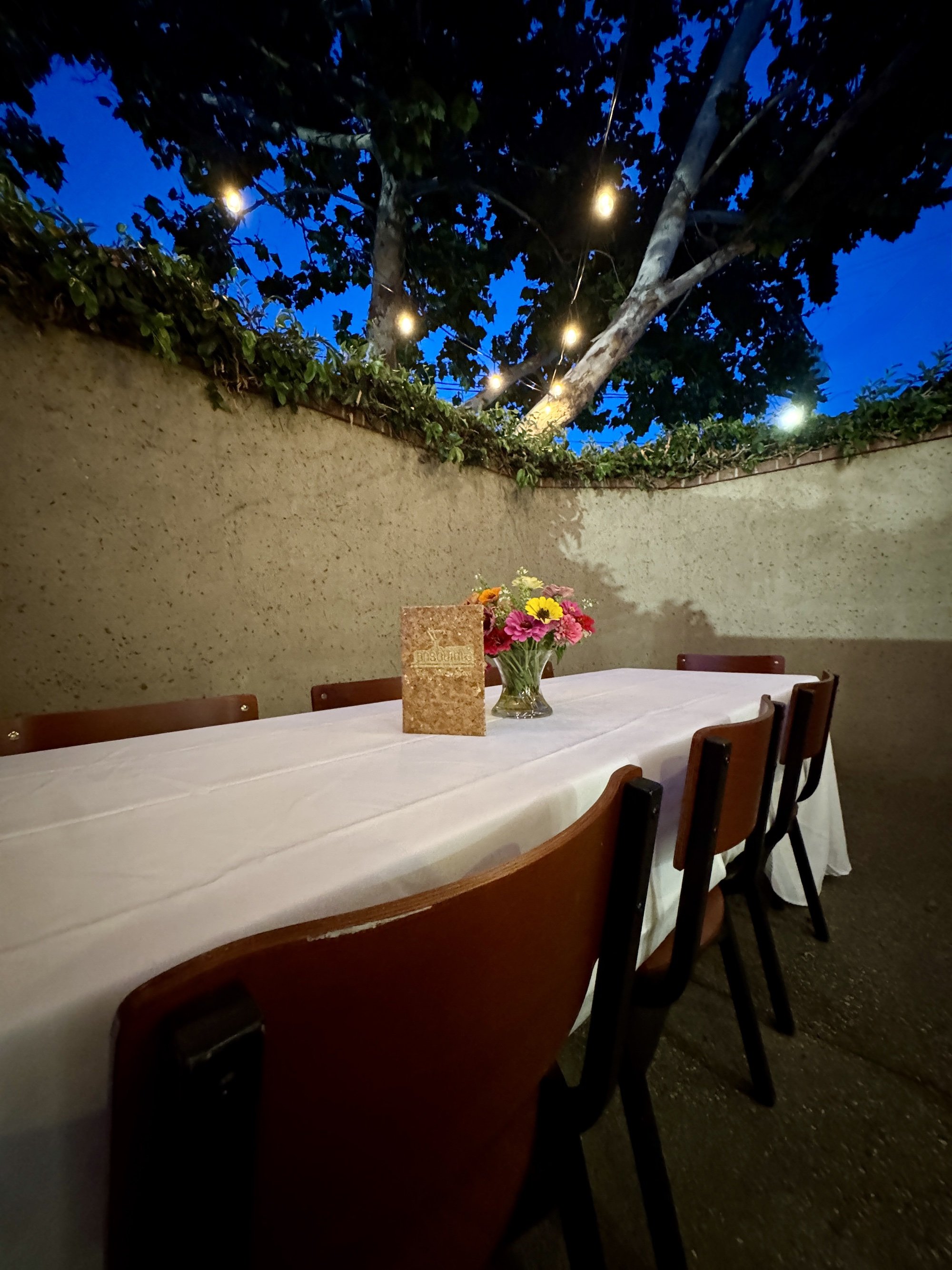 outside dining 3.jpg