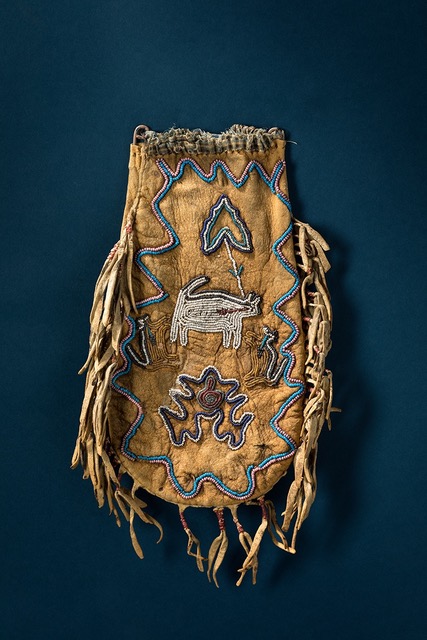 Prairie Tribes pictorial charm bag, buffalo hide 1860s
