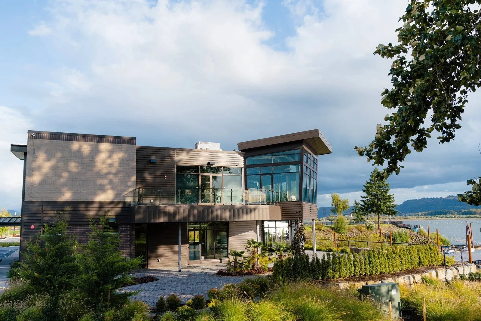 How Virtual Tours Help You Choose the Right Venue