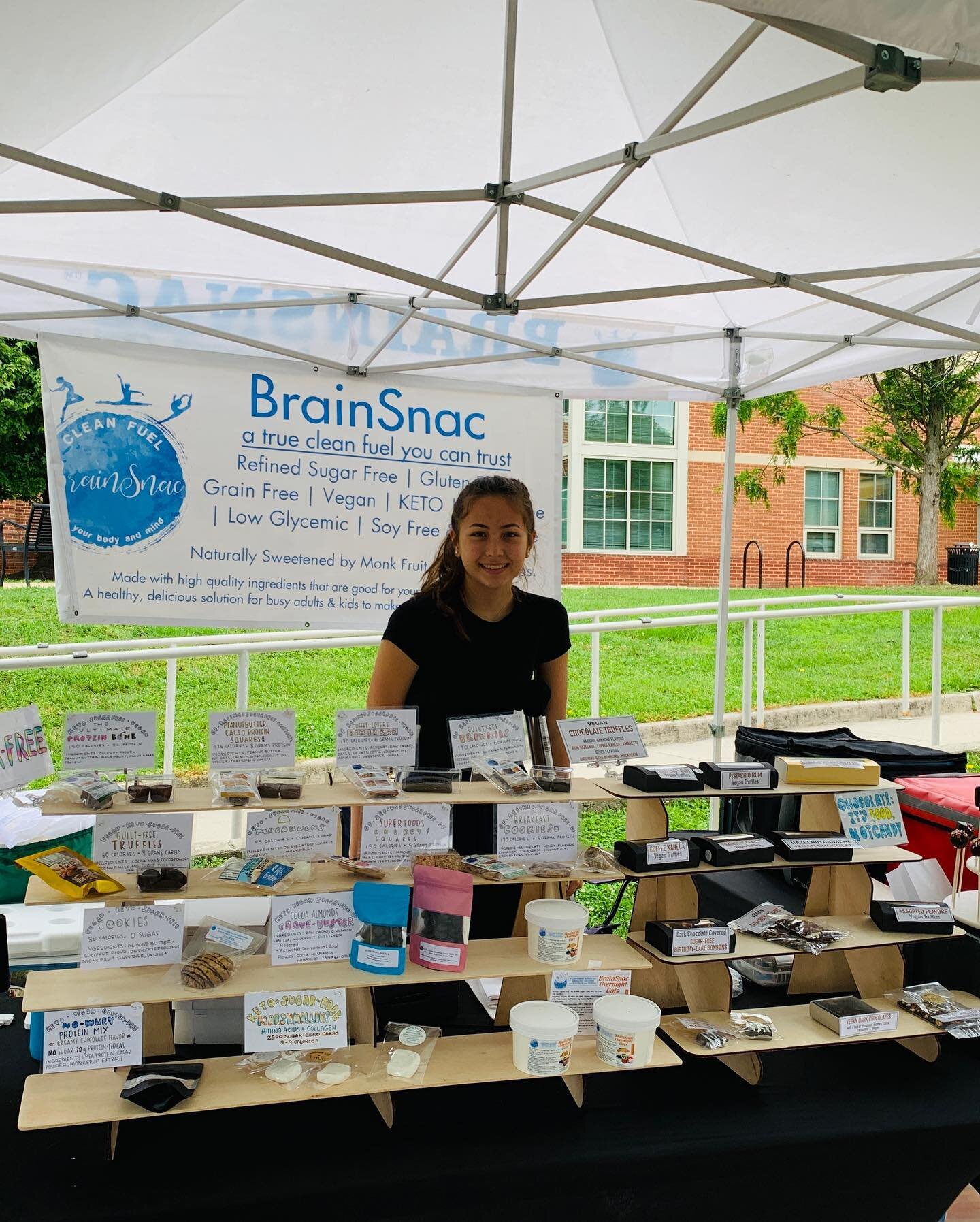 Come to see us at Westover farmers market 8-12 on this beautiful June Sunday morning for some delicious healthy BrainSnacs!🌹❤️

 #KETO, #Vegan, #glutenfree, #refinedsugarfree #plantbased, #grainfree, #lowglycemicindex, #soyfree, #transfatfree, #pres