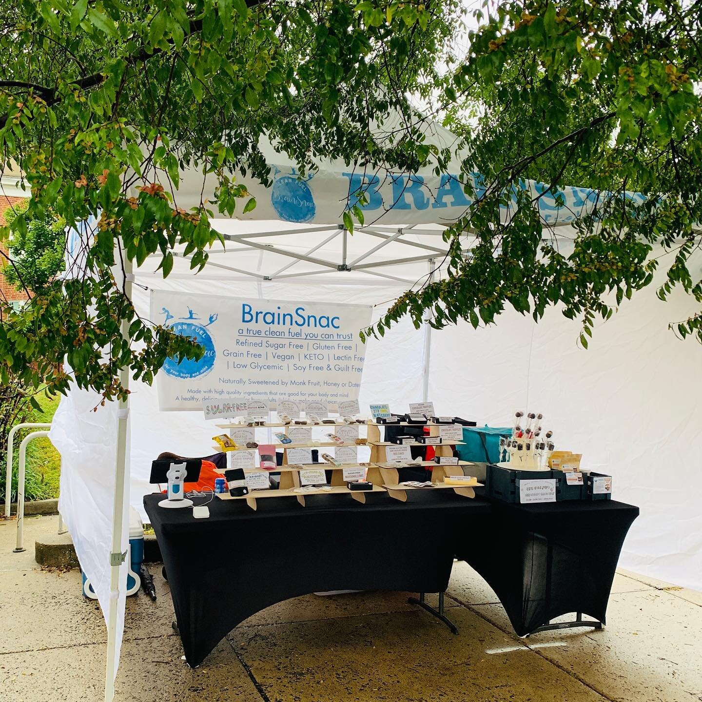 BrainSnac is here, rain or shine! Come to see us for a beautiful rainy day at the Westover farmers market! Pick up some treats and don&rsquo;t forget to get hot cocoa melts to snuggle up with in this weather!
You can also order on our website for fre
