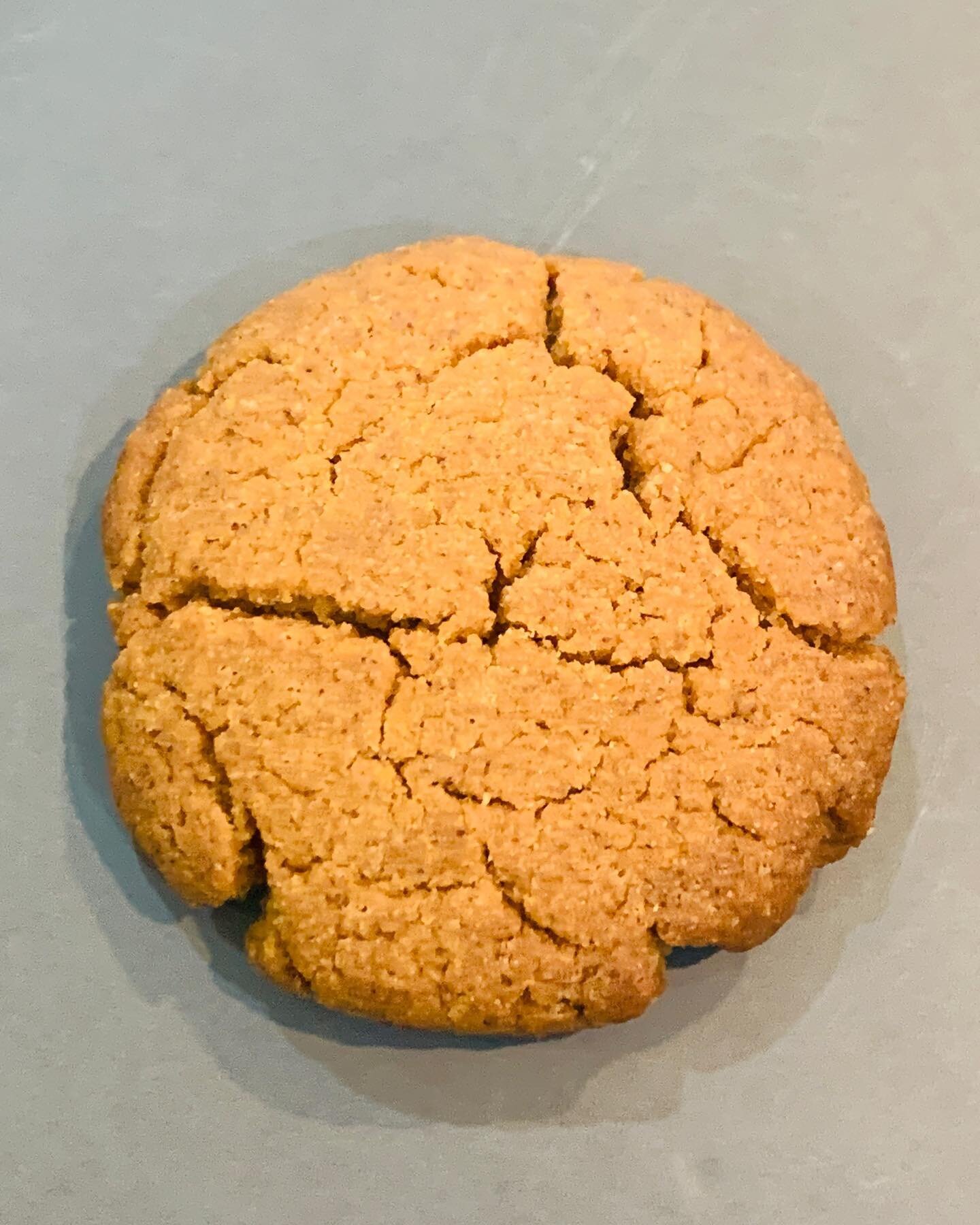 Who knew your guilty pleasure could be healthy and delicious?
This KETO VEGAN SUGAR FREE GRAIN FREE COOKIE is an EXCEPTIONAL TREAT that is a GREAT SOURCE OF DELICIOUS ENERGY! Shop on our website and we ship and deliver locally! #KETO #sugarfree #vega