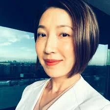 Dr. Shasa Hu