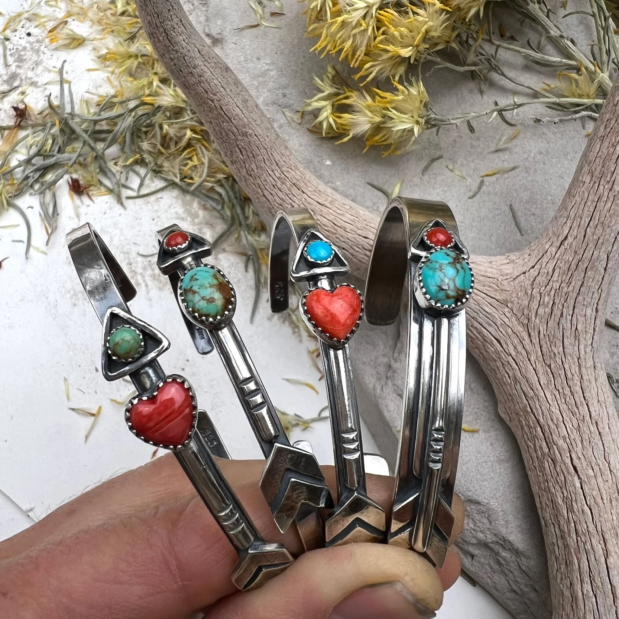 We&rsquo;re counting down to our Holiday Pop-Up! 🎄💫

You&rsquo;ll get to see our artists' beautiful work in person THIS THURSDAY, December 12! 👏

Perfect for finding something meaningful, handmade, and truly one-of-a-kind.

Come meet the makers, s